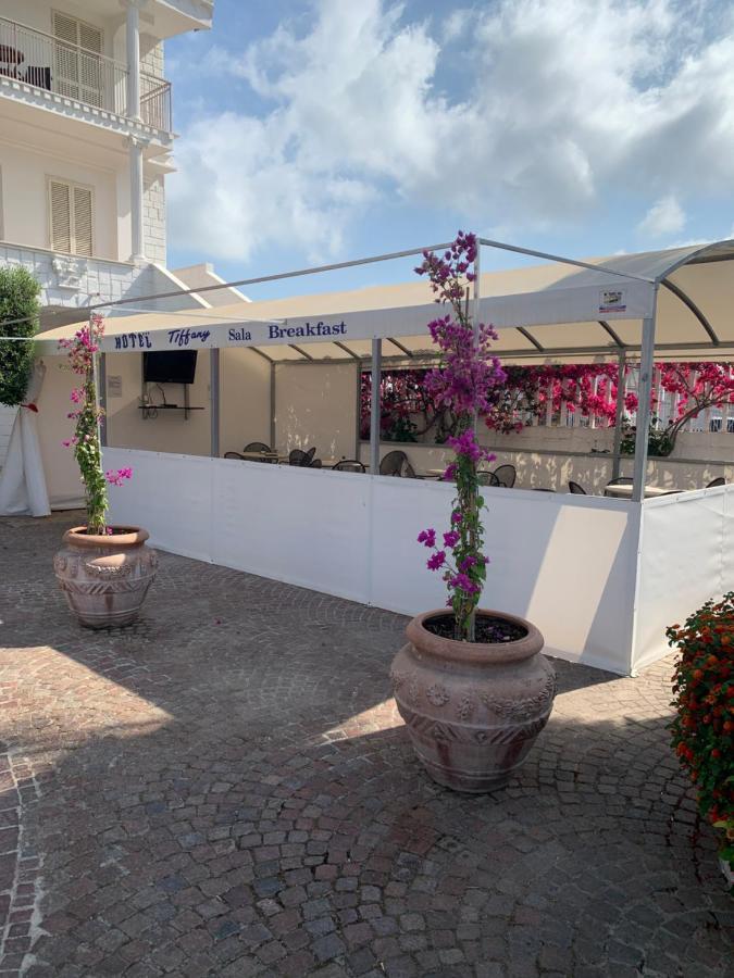 Hotel Tiffany Varcaturo Extérieur photo