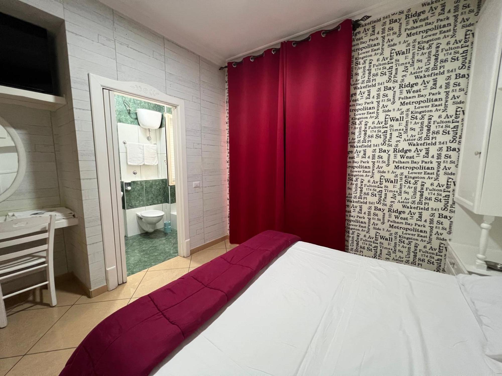 Hotel Tiffany Varcaturo Extérieur photo