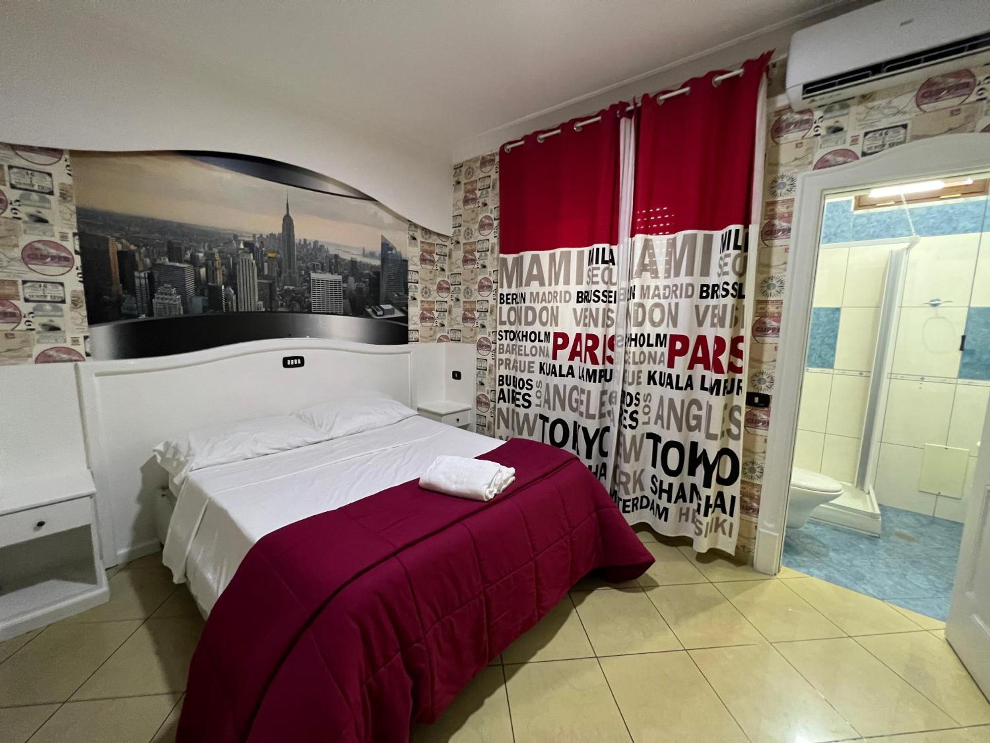 Hotel Tiffany Varcaturo Extérieur photo