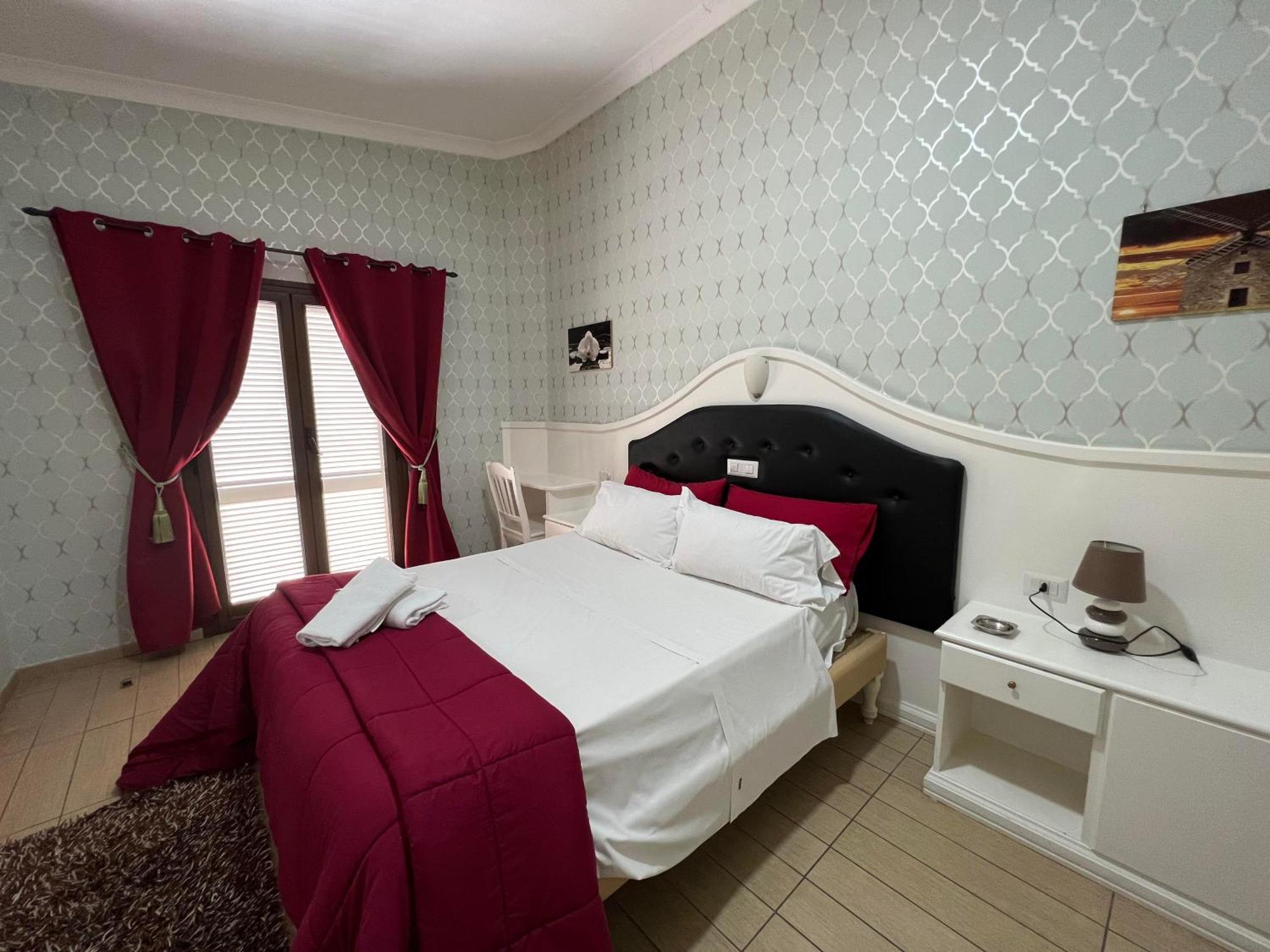 Hotel Tiffany Varcaturo Extérieur photo
