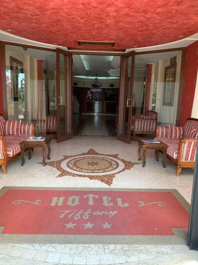 Hotel Tiffany Varcaturo Extérieur photo