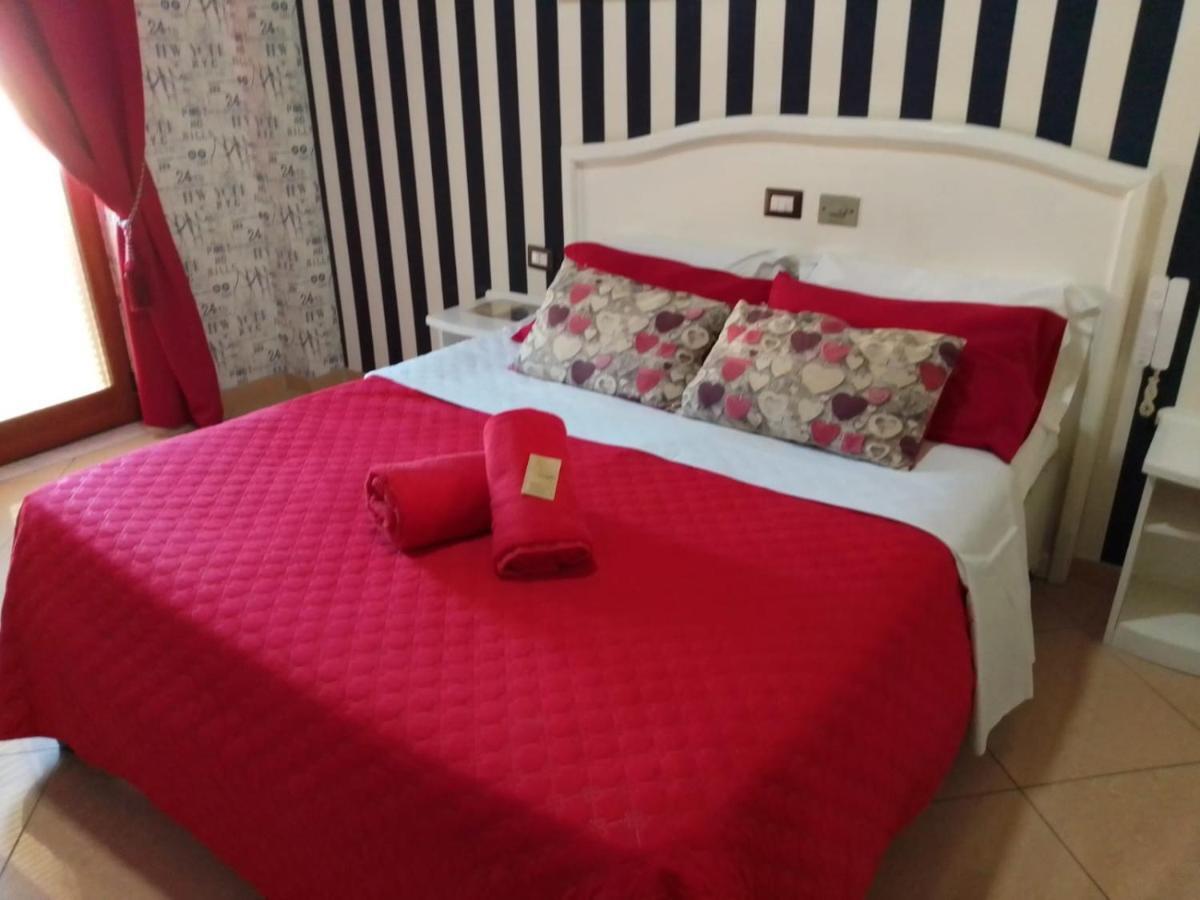 Hotel Tiffany Varcaturo Extérieur photo